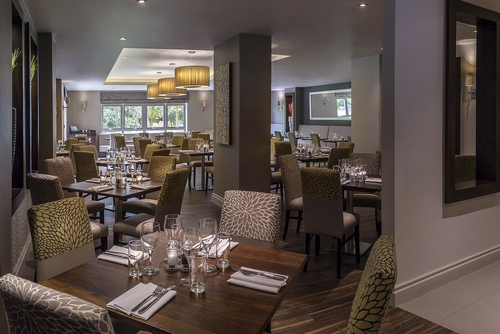 Best Western Plus Pinewood Manchester Airport-Wilmslow Hotel Buitenkant foto