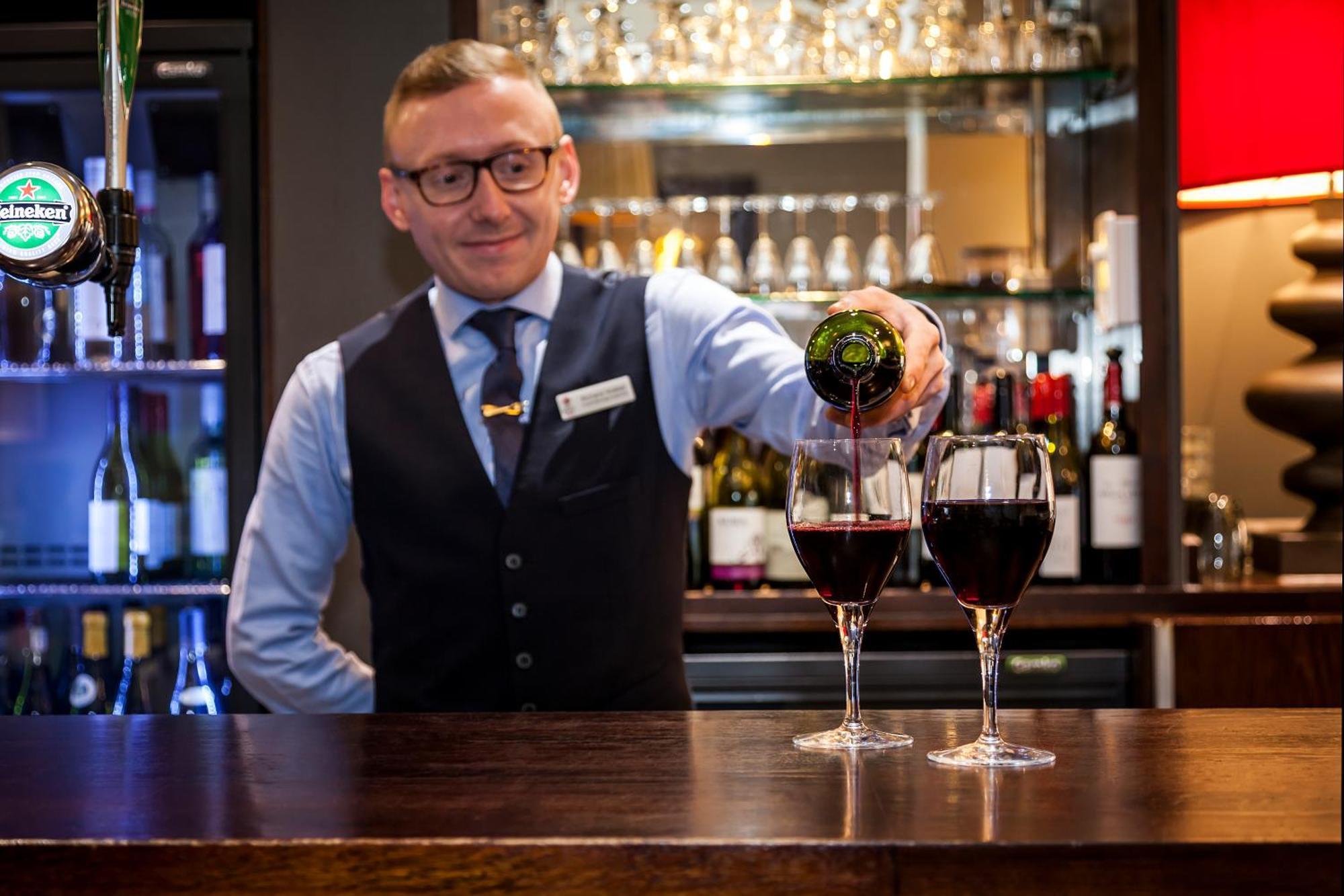 Best Western Plus Pinewood Manchester Airport-Wilmslow Hotel Buitenkant foto