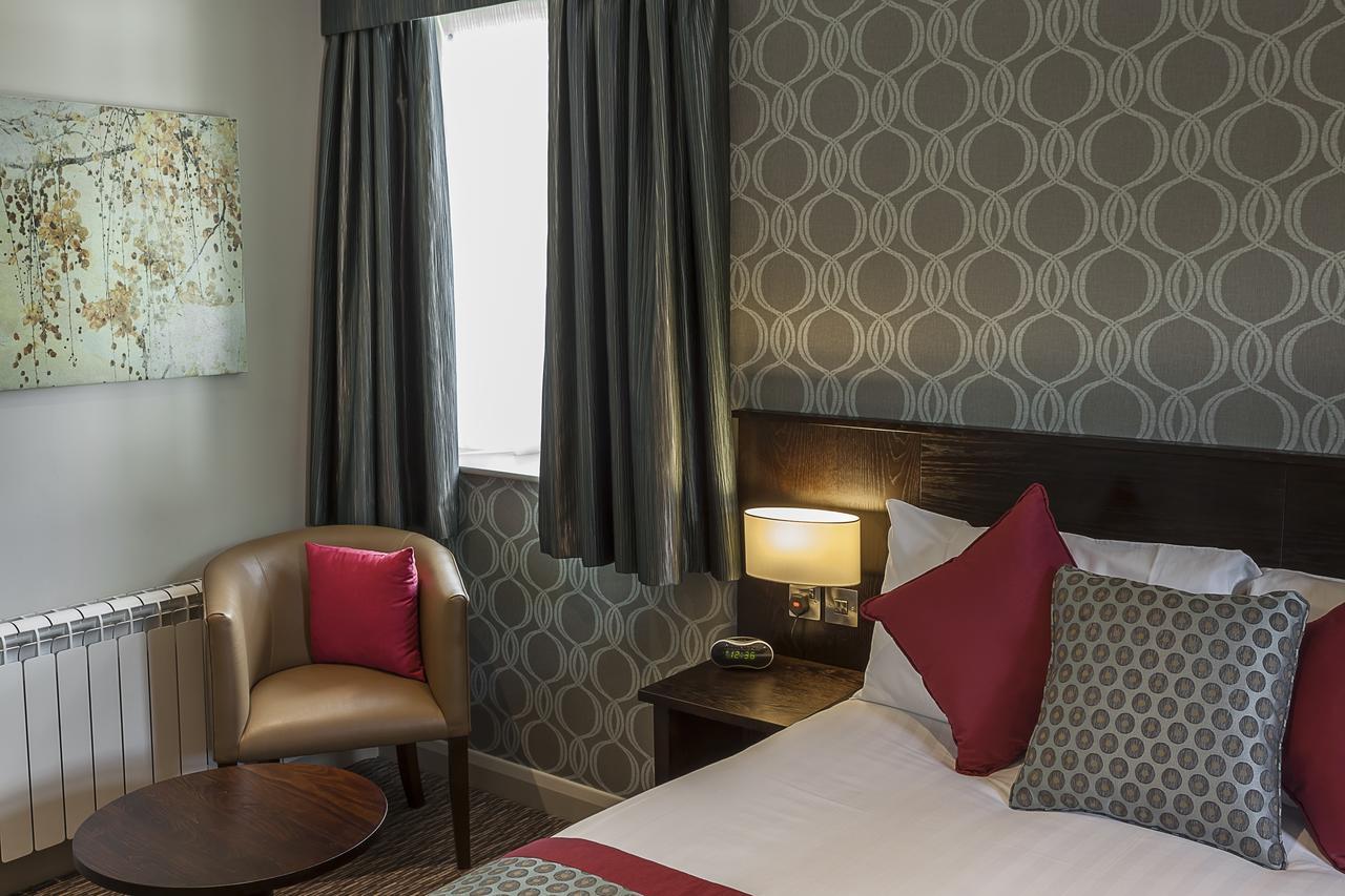 Best Western Plus Pinewood Manchester Airport-Wilmslow Hotel Buitenkant foto